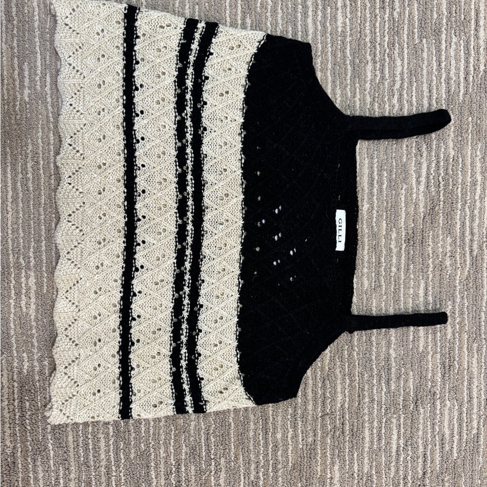 Gilli Black and Cream Open-Knit Tank Sweater Size medium